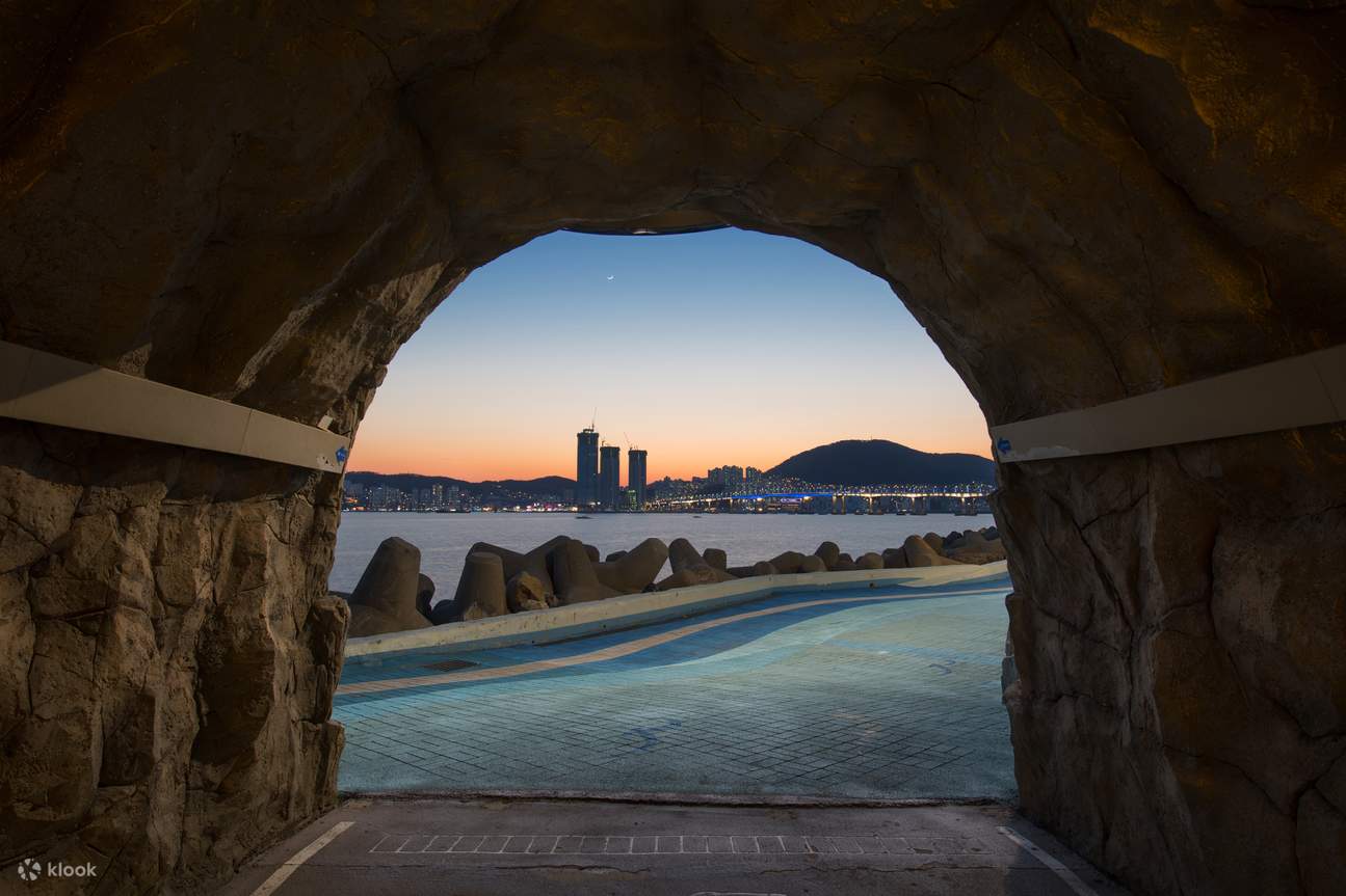 [Busan One Day Tour] Special places in Busan that you must introduce to ...